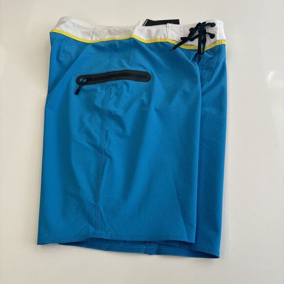 QUIKSILVER Men's Size 31 X 20 Local Performer Boardshorts Stretch Pocket New - Picture 3 of 5
